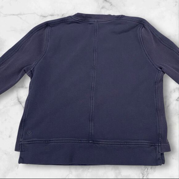 Lululemon Women size 8 Press Pause Crewneck Pullover Sweatshirt Navy - Picture 13 of 16